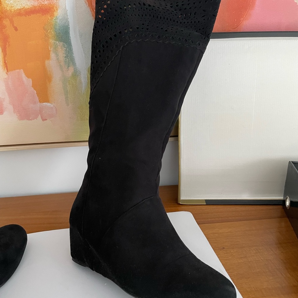 Joan Boyce Black Suede Over the Knee Boots - Picture 5 of 7